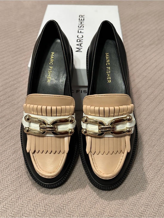 Marc Fisher Shoes - Marc Fisher Calisto Black & Beige Vamp Tassle Loafers with Gold Hardware NEW